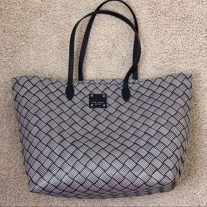 NWOT Henri Bendel Tote